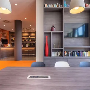 Campanile Berlin Brandenburg Airport 3* Шёнефельд
