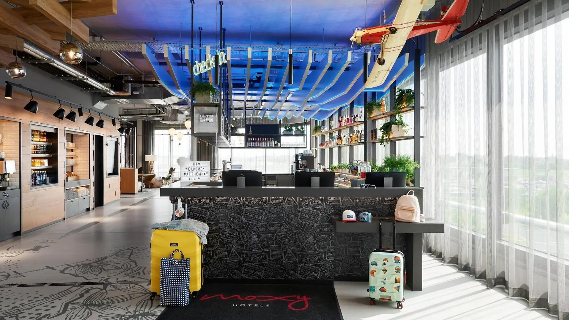 Отель Moxy Cologne Bonn Airport Германия